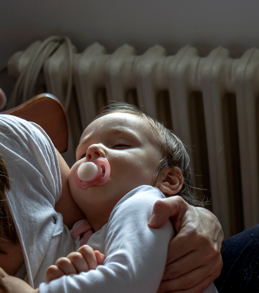 new-mom-overwhelmed-newborn-sleep-mistakes-frustrated-parent