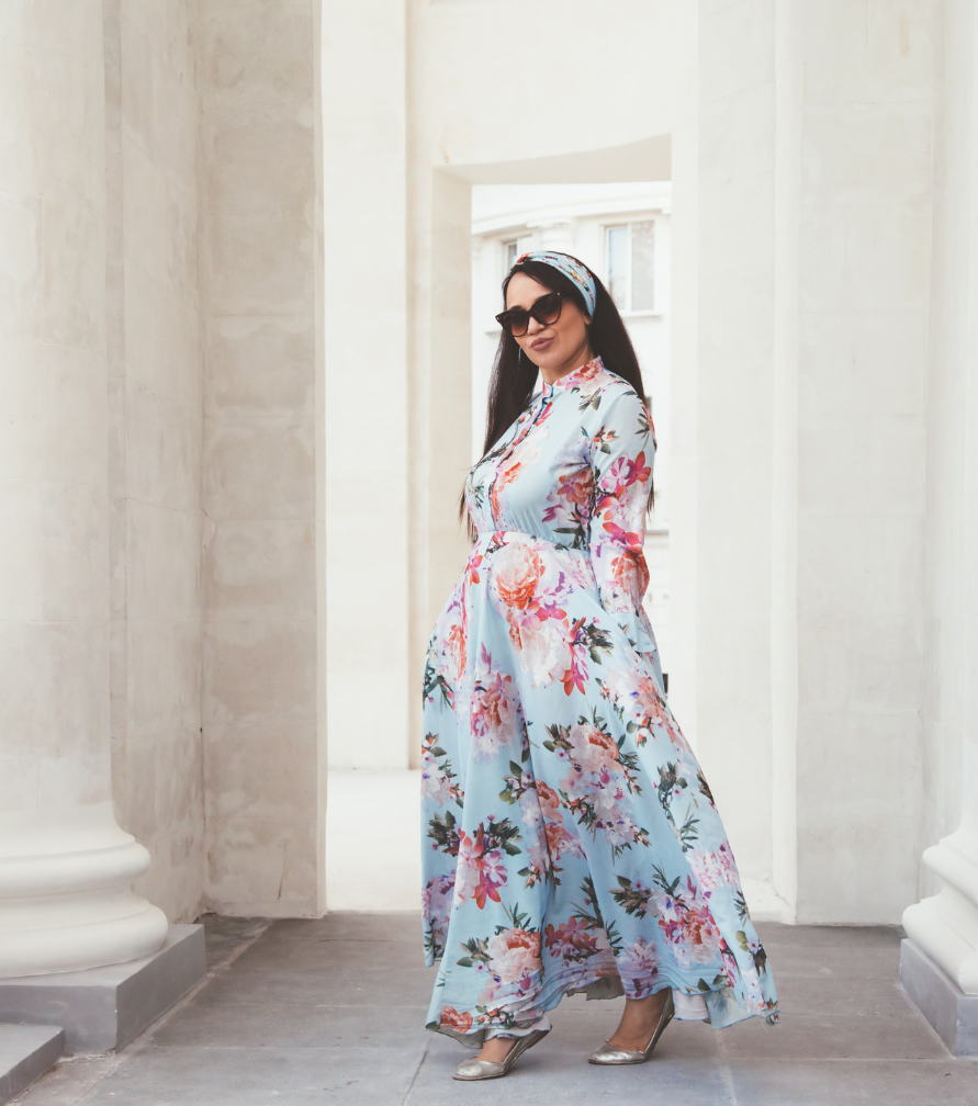 a-line-graduation-dress-for-moms-comfortable-flowy-outfit-idea