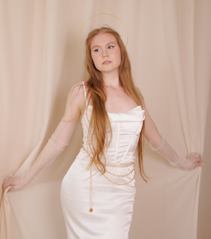 a-line-graduation-dress-for-moms-comfortable-flowy-outfit-idea