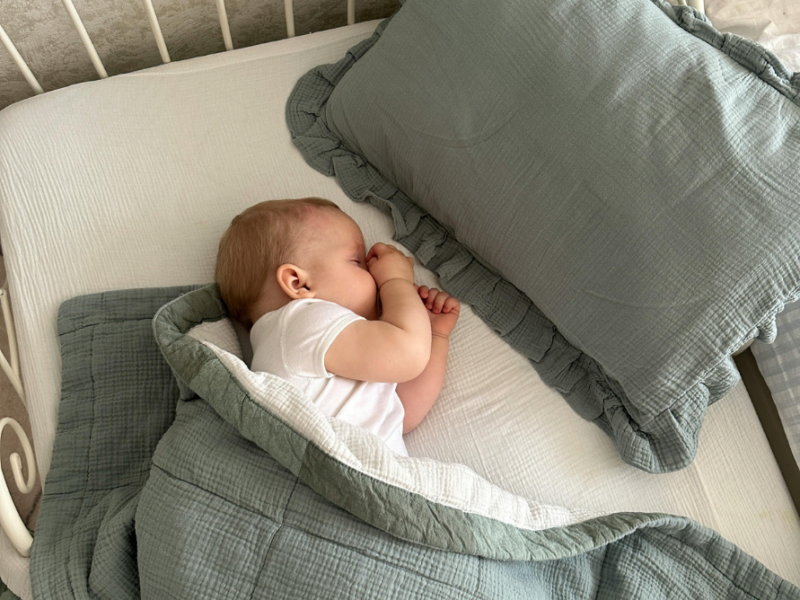 https://www.helpingbabiessleep.com/blog/help-baby-sleep-0-3-months/