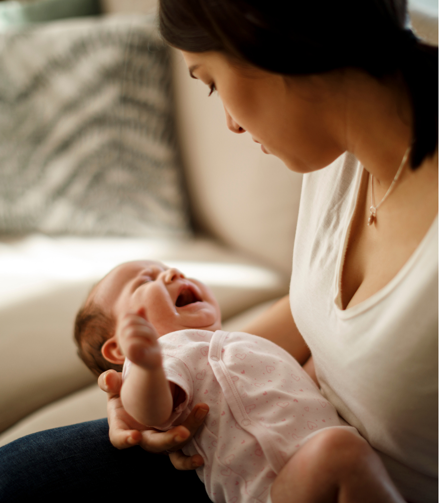 what-i-wish-i-knew-about-baby-cluster-feeding