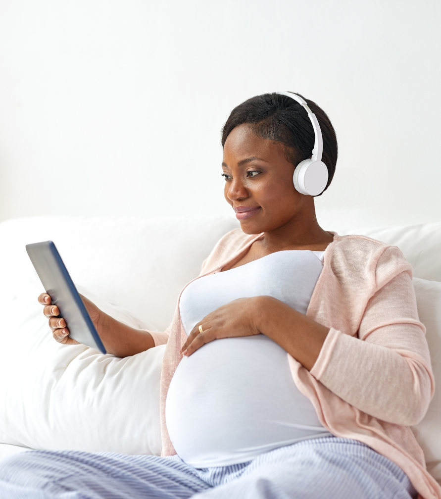 Newborn bath essentials for first-time moms”