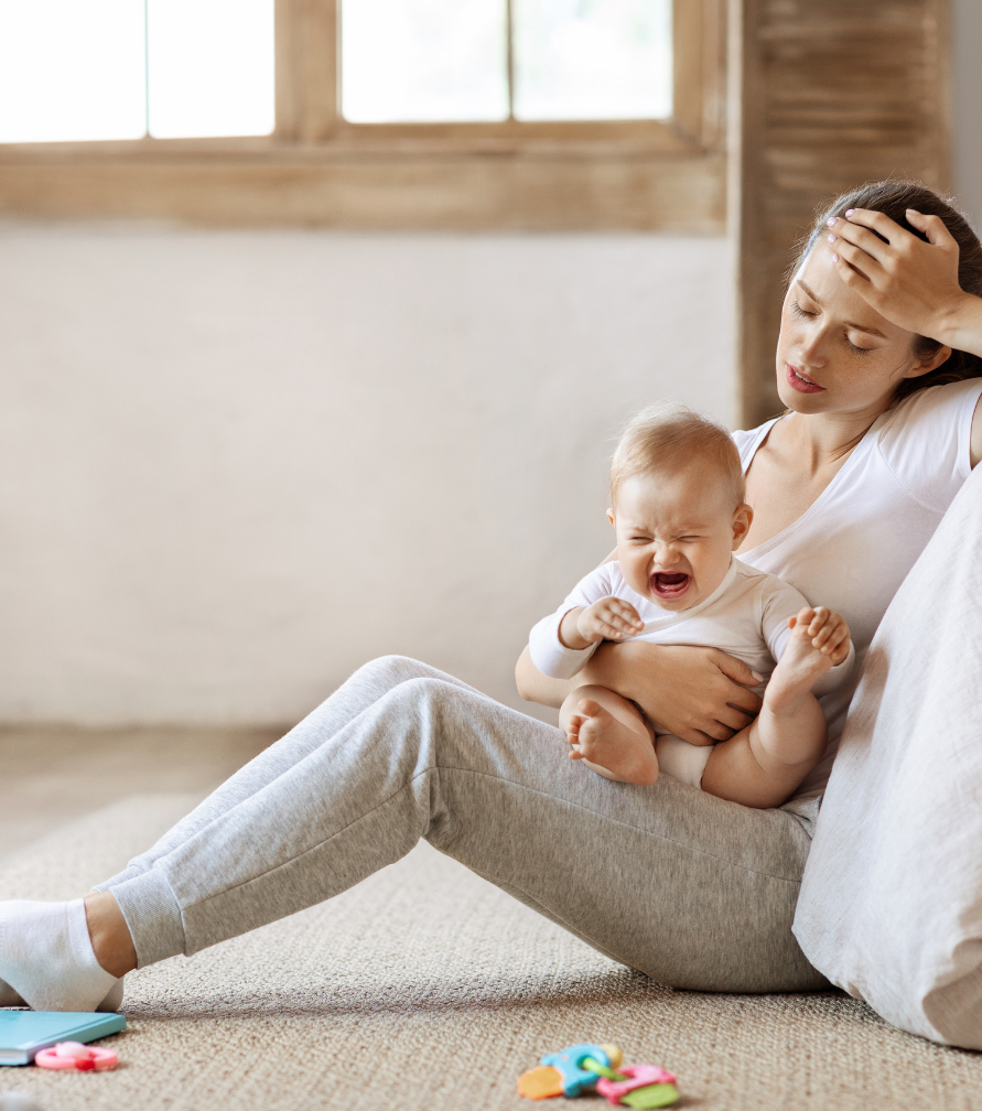 newborn-baby-routine-mother-holding-newborn-baby-emotional-moment