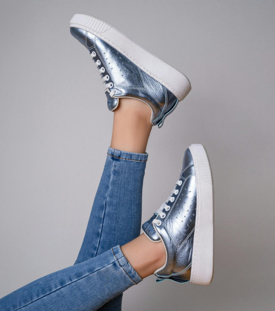 mom-casual-shoes-sneakers-slip-ons-flat-sandals-arrangement