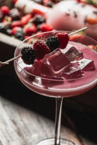 Pink-Raspberry-Lemonadbaby-shower-drinks