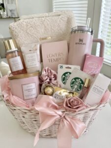 Affordable-Baby-Shower-Gifts-for-a-Baby-Boy-for-mom