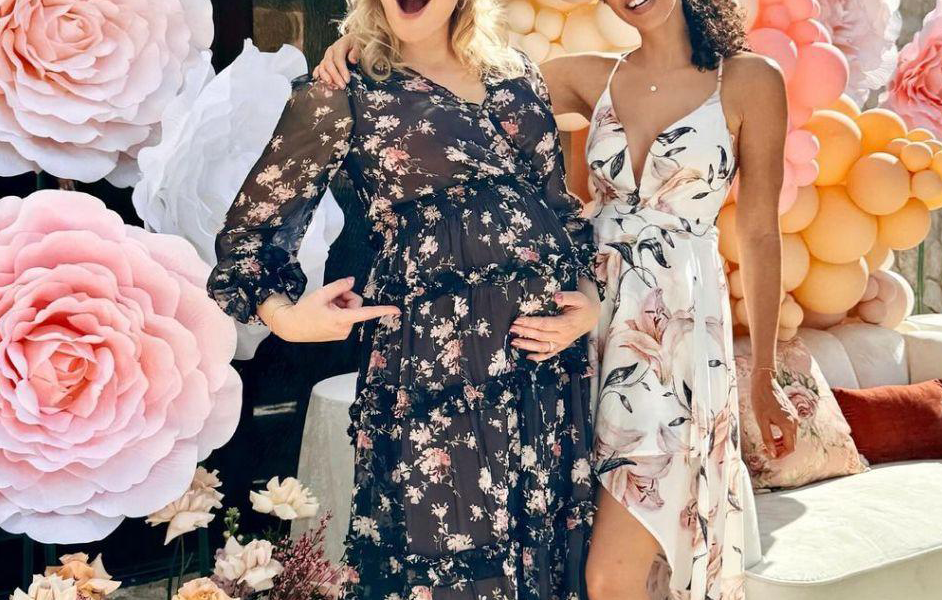 What-to-Wear-to-a-Baby-Shower:-25-Stylish-Outfit-Ideas